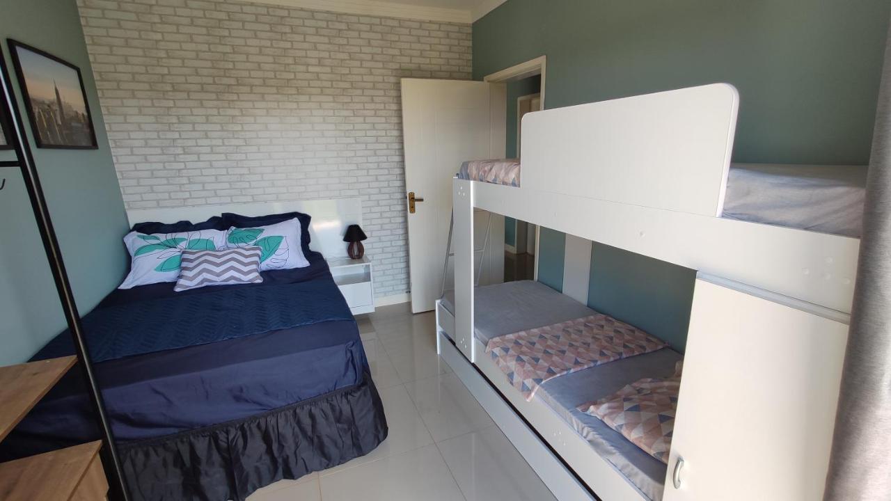הוילה Itaí Minha Casa Na Represa Riviera Santa Cristina II מראה חיצוני תמונה