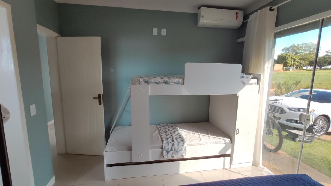 הוילה Itaí Minha Casa Na Represa Riviera Santa Cristina II מראה חיצוני תמונה
